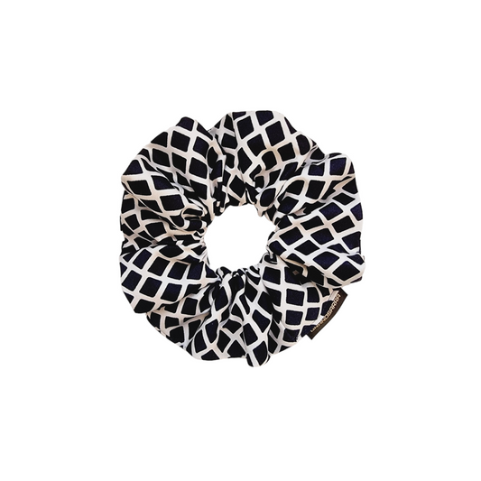 OLIVIA CHECKERED GRAND SCRUNCHIE