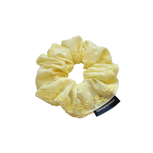 CHIC LEA GRAND SCRUNCHIE